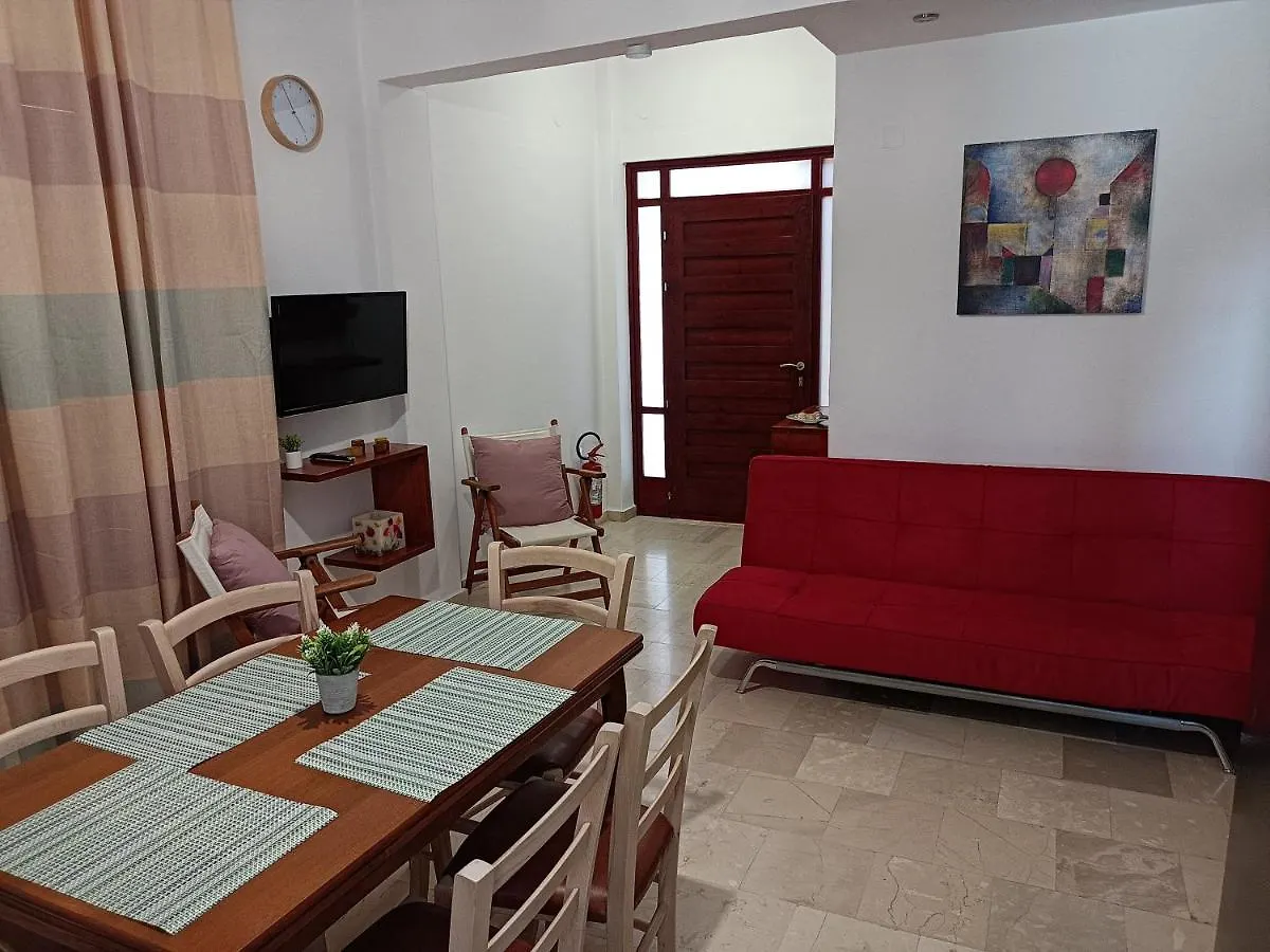 Lena Apt Rétino Apartamento